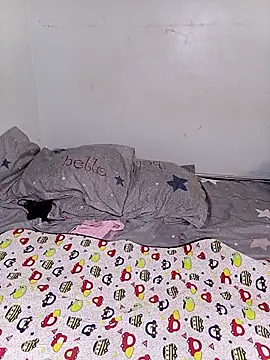 Petite_Nana