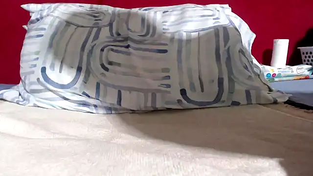 Bracylia - pussy play 4 fingers in