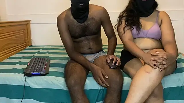 Fantacy_Couple_World - Blowjob in public