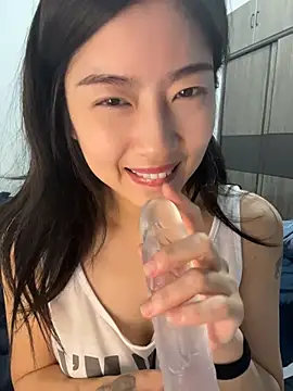 Olivia_0919 - 等一个心软的神最后完成目标可控制小粉3分钟