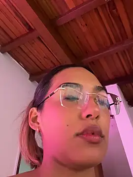Danicute_ - BIG SQUIRT IN YOUR FACE