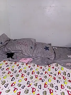 Petite_Nana