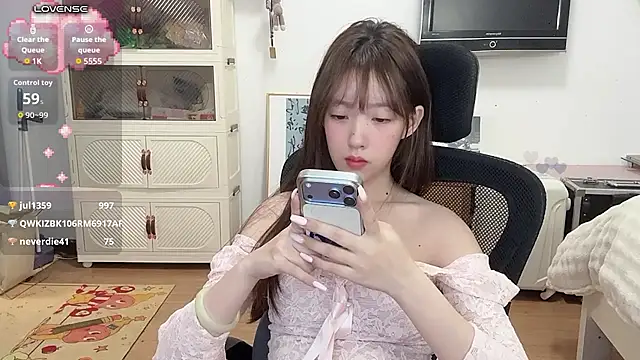 Umi-dd - 站着口口宝宝的假jj（国王控制10min)