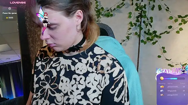 KIKI_Krash - Show ass and spank it, babe