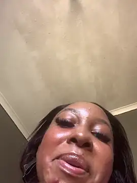 SadeAmara - Wear a sexy lingerie n make it wet