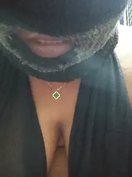 Malluaamistrip - Cum in mouth
