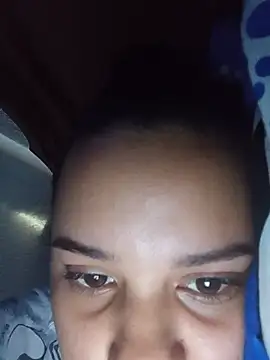NahomyEvans - Play tits