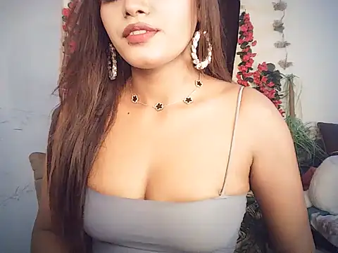 ANNU_PAWAR - boobs show with oil