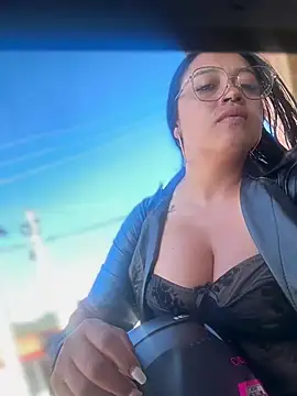 Outdoors-Mia_Khalifa - squirt + Dildo