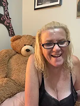 Goldie33 - Reverse Cowgirl with Teddy