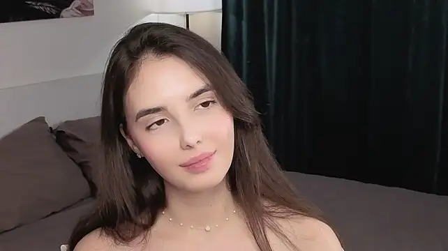 JuliDahill