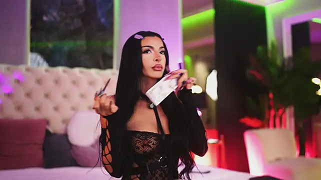 NouraMalvi - pussy play