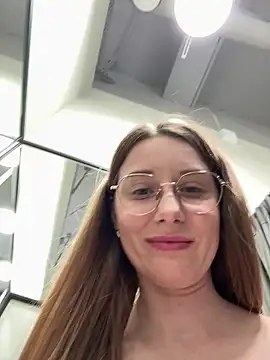 FReyja_44 - Show tits