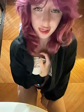 RonnieKiss - Completely naked