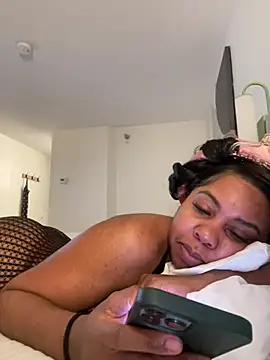 Phoebe_monroe - Watch me play with it