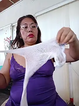Anniecoopeer - ass fucking with a dildo