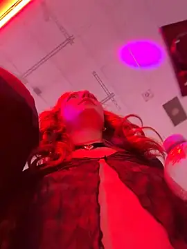SirenaBelle - Finger nakd pussy strangers @Venus
