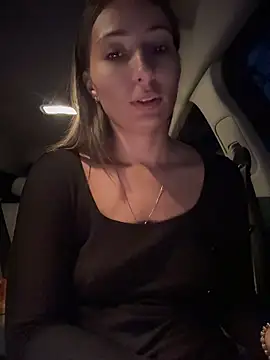 Wonder_Kari - Naked ride on a dildo🍆🥵🔥