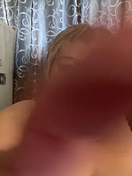 Klio5678 - naked for 5 minutes