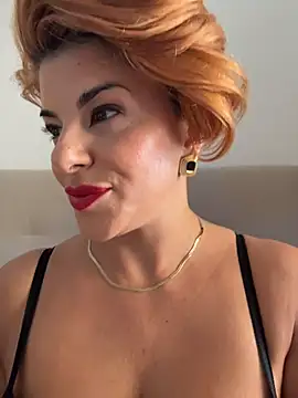 Selvaggia_official83 - Spagnola incastrata/titsjob hot