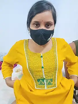 Your___Riya - Pussy flash in public 🌺💋