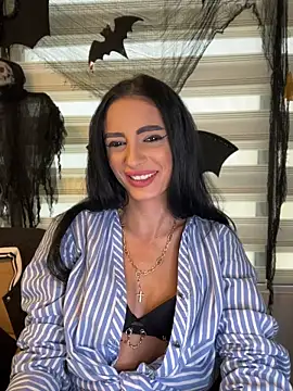 FeetVibe - 👑Sexy Tease, Don't Blink!