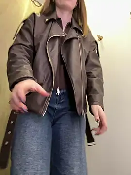 FReyja_44 - Show tits