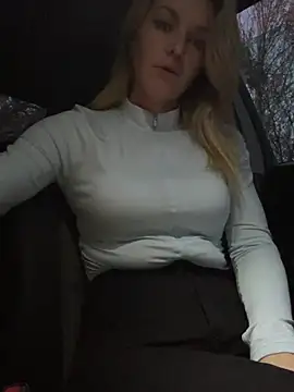 YOOUR_EVAA - Dildo in pussy /Naked