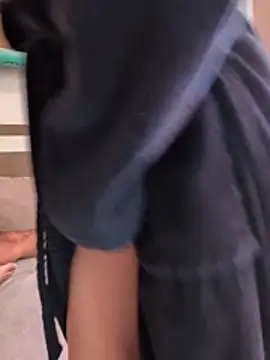 Ruby_Rebel - Show and spread Pussy