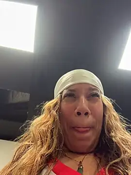 Bigbuttbrooklynn - finger my ass in public @GOAL :ass: