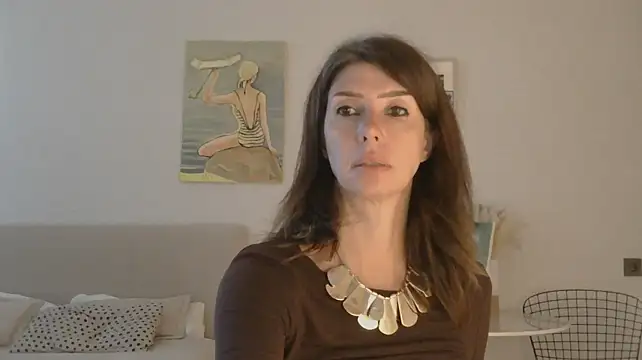 WhiteQueen888 - I want to give you a sexy dress and heel