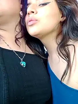 Liily_Foxxy - PASSIONATE TONGUE SUCKING+SPANK ASS