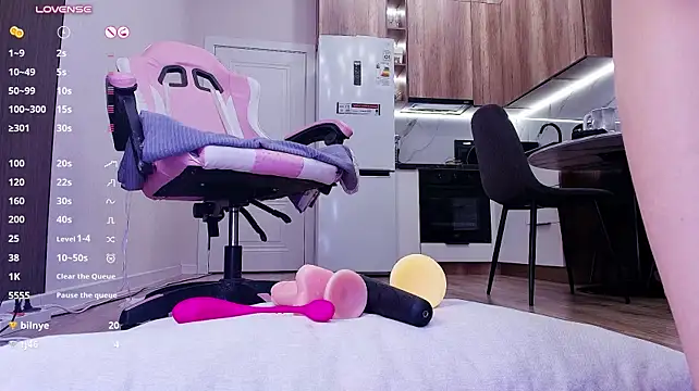 Jasmilee - sloppy blow job