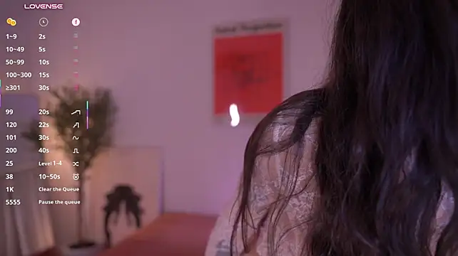 Pheromoon - tease my finger w lips close2cam