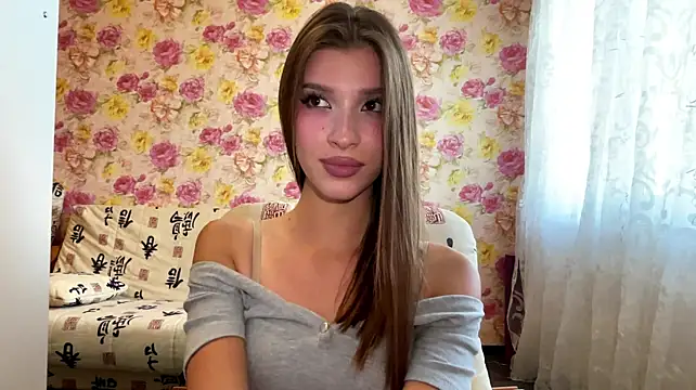 Lerchek_Wia - show and spanks ass