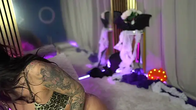 ScarletNoir - Make me wet and horny