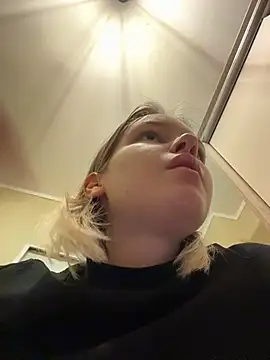 AshleyMur - play with nipple piercings