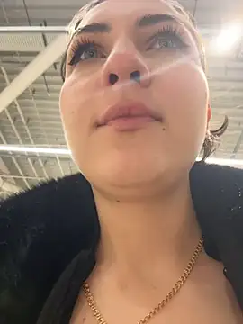 KatyVibes - more boobies show <3