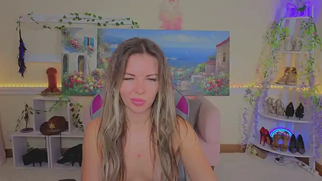 Real_Tini - naked