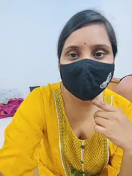 Your___Riya - Pussy flash in public 🌺💋