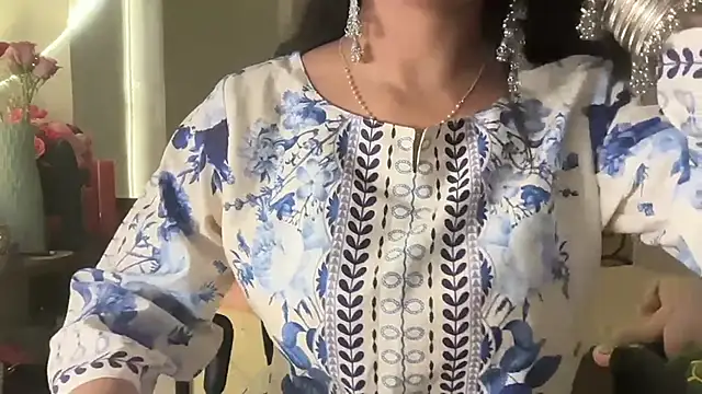Goddess_Ariel - Honey ON BOObs N Pussy