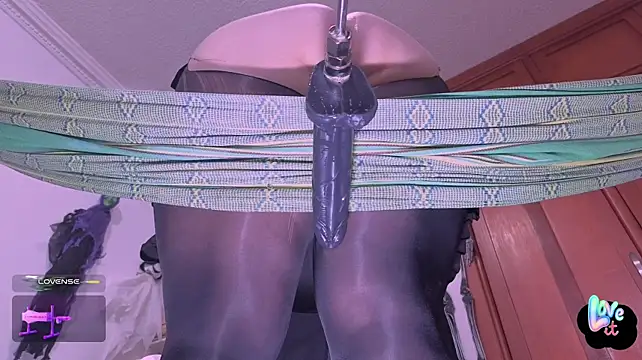 Feel_me_nicolle - fuck me and make me kytty squirt daddy