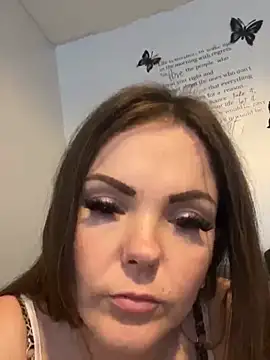SexyLoLoUK - Winner picks goal 😈