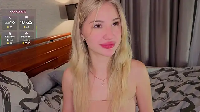 TisaMierez - topless 10 min and 15 hard slaps ass
