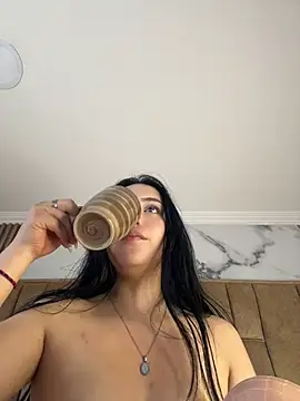 Emily_Trujillo - Show shaved pussy ✨🤩