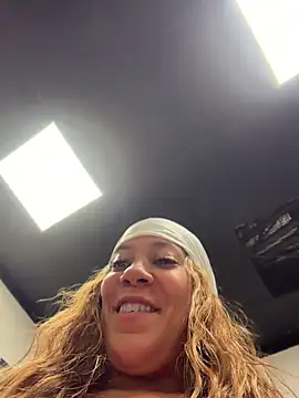 Bigbuttbrooklynn - finger my ass in public @GOAL :ass: