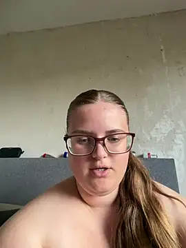 CurvyPaar2 - Show Asshole & 2 Videos
