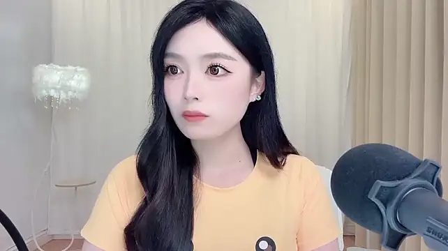 LiLy0608 - 零基础学舞蹈中（ダンス練習中だよ）