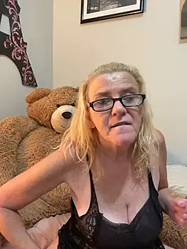 Goldie33 - Reverse Cowgirl with Teddy