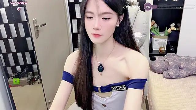 Yueyue-MM - 下空小狗侧趴+打pp20下